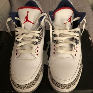 Men size 12 Jordan’s red white blue 3’s